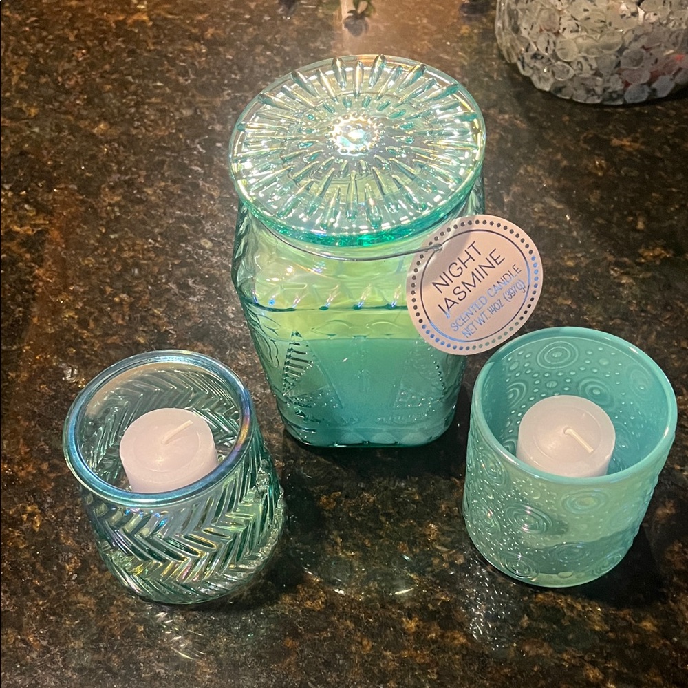 Aqua iridescent Glass Candle Holder Set - Picture 3 of 11